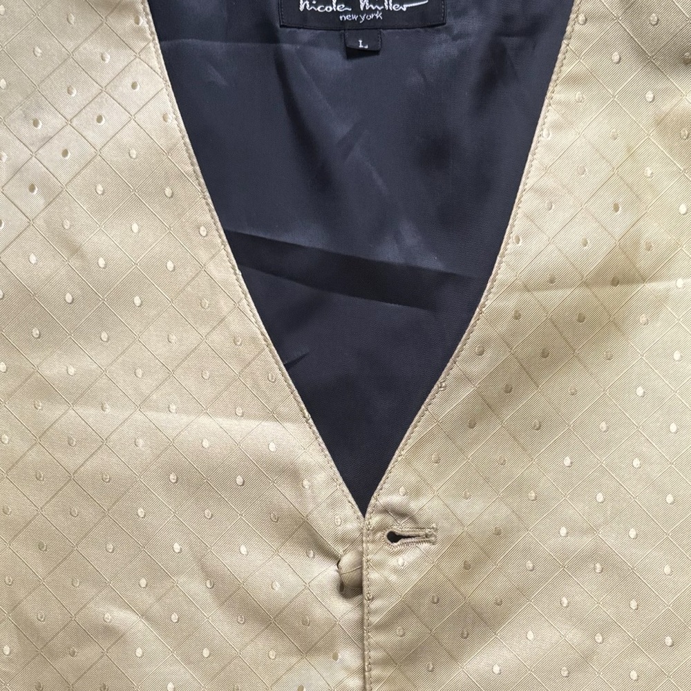 Nicole Miller Gold Dot Jacquard V-Neck Vest